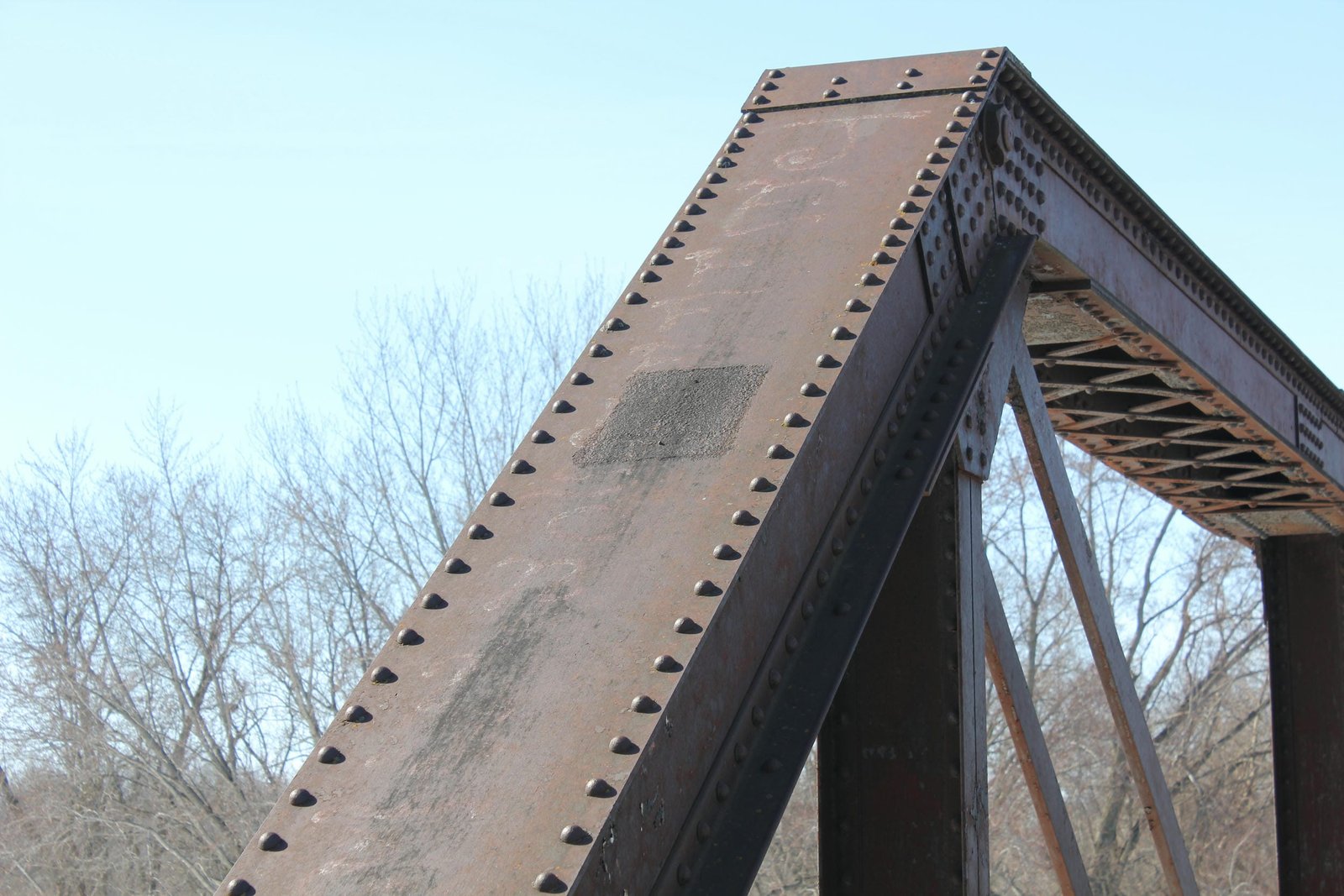 Missing plaque, east span